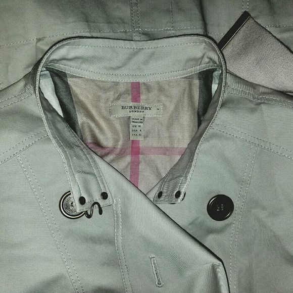 BURBERRY DOUBLE BREASTED DRESS like new sz. 8 - Picture 4 of 8